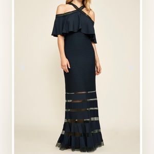 EUC Tadashi Shoji Dress size L